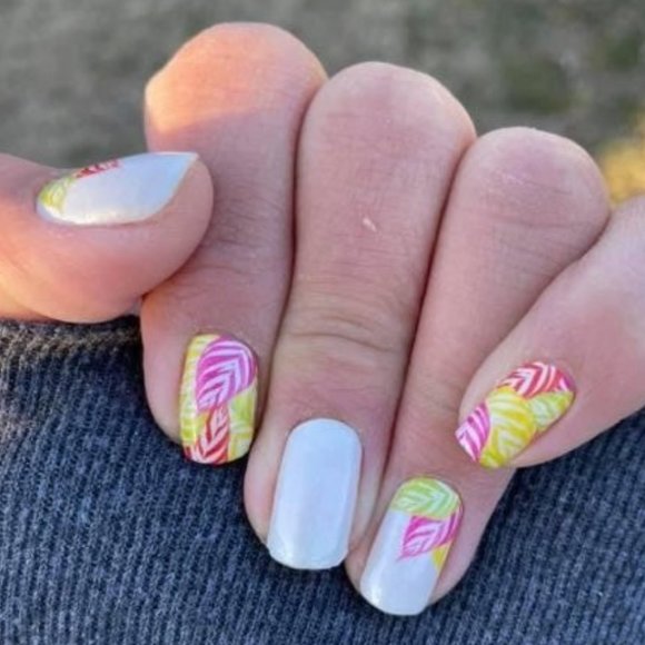 Color Street Makeup Sale 436 As It Ferns Out Poshmark